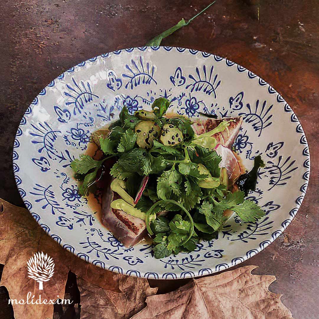 Tuna tataki with salad soy, avocado and fresh herbs